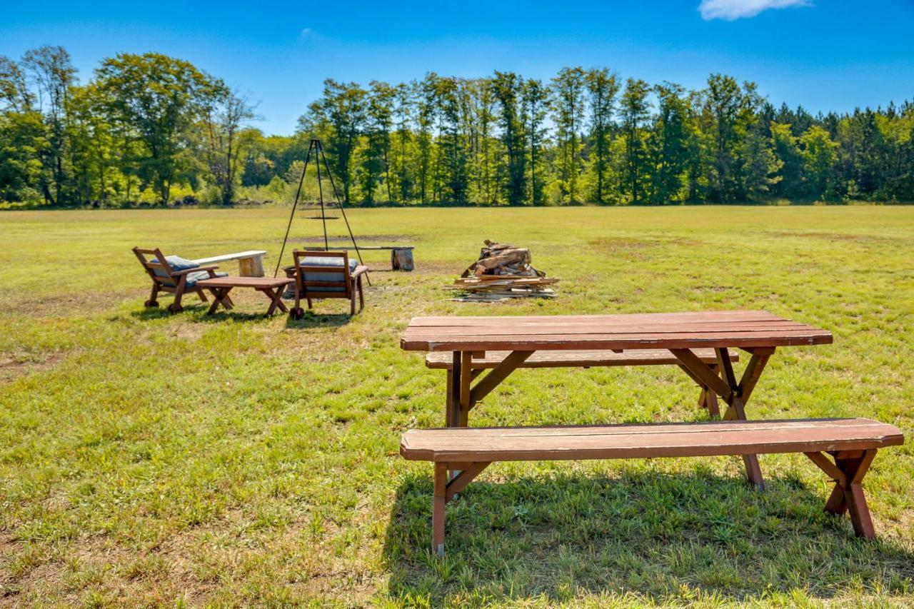 Toivola Home With Fire Pit 8 Mi To Lake Superior! Exterior foto